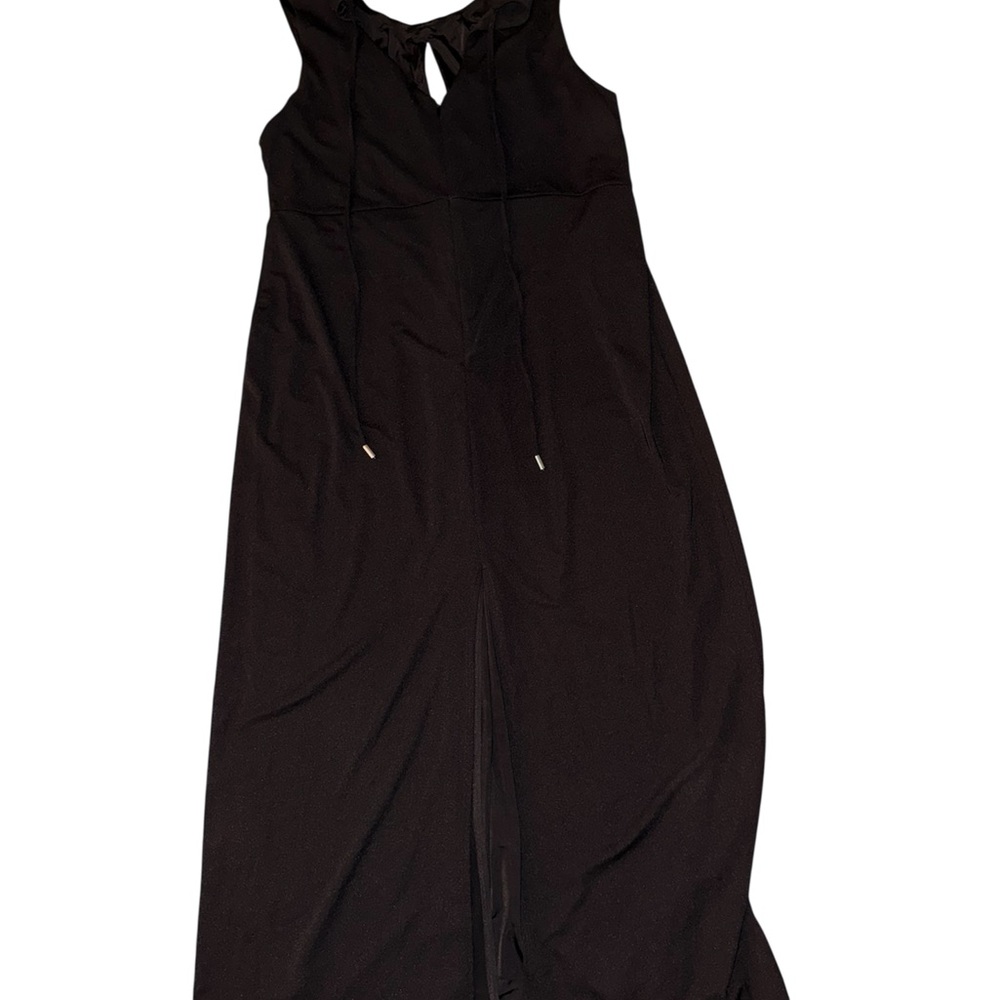 Elegant Black Sleeveless Dress